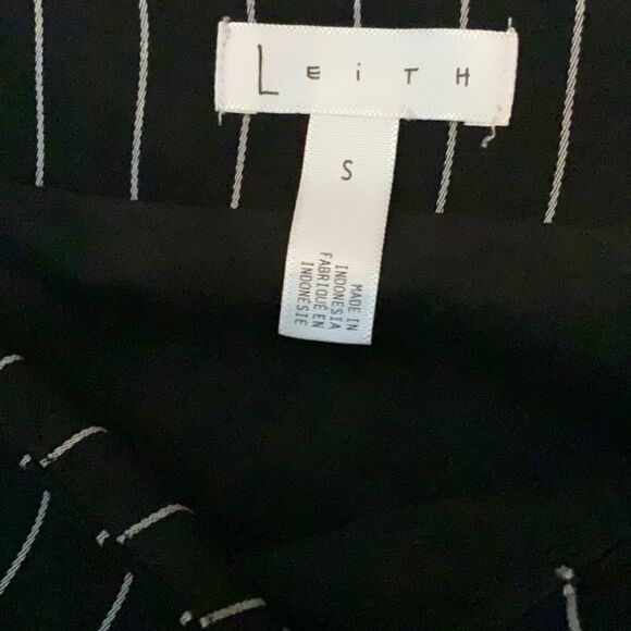 Leith Black and White Striped Mini Skirts Size small,Mini Pin striped skirt - Picture 4 of 5